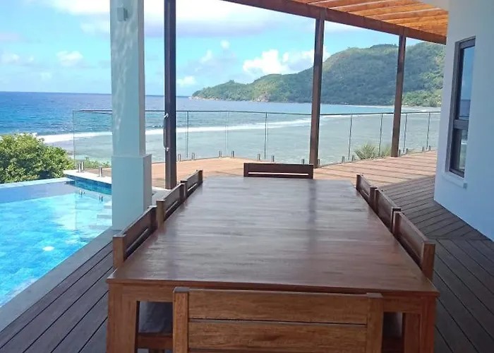Lagati Luxury Apartment Takamaka
