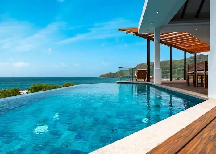 Lagati Luxury Apartment Takamaka