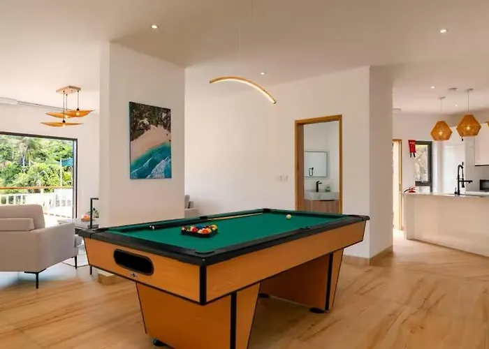Lagati Luxury Apartment Takamaka